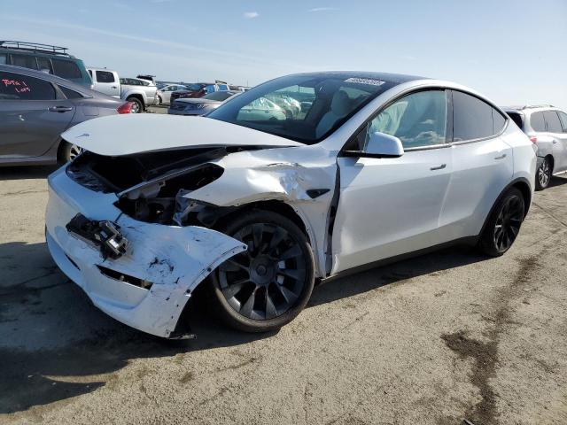 TESLA MODEL Y 2023 with VIN 7SAYGDEE2PF632572 - Photo from auction