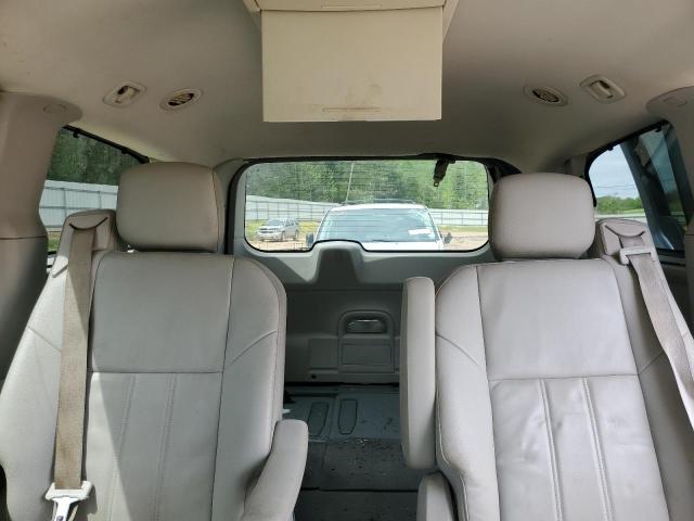 Photo 10 from auction – 2008 CHRYSLER TOWN & COU with VIN 2A8HR54P48R716424