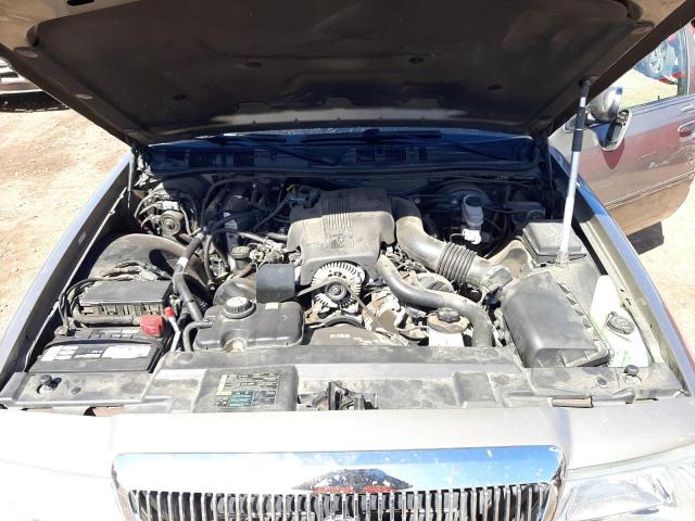 Photo 11 from auction – 2004 MERCURY GRAND MARQ with VIN 2MEFM75W44X608470