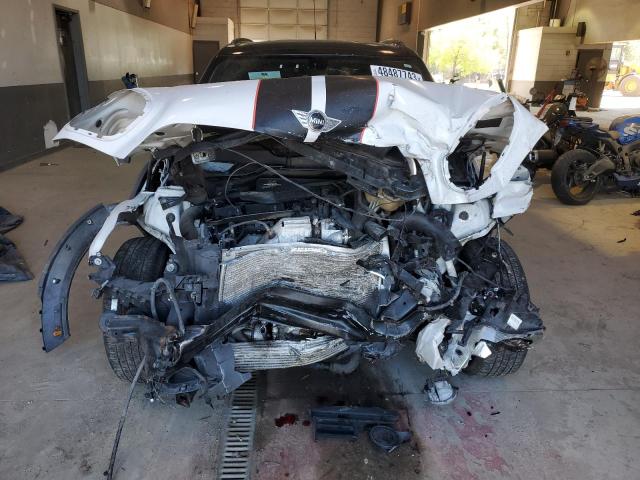 Photo 5 from auction – 2011 MINI COOPER S C with VIN WMWZC5C52BWM10010