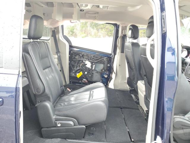 Photo 11 from auction – 2014 CHRYSLER TOWN & COU with VIN 2C4RC1BG7ER377209