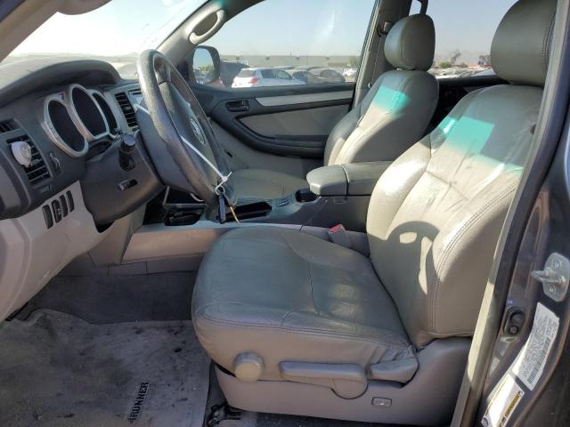Photo 7 from auction – 2004 TOYOTA 4RUNNER SR with VIN JTEBT14R840032209