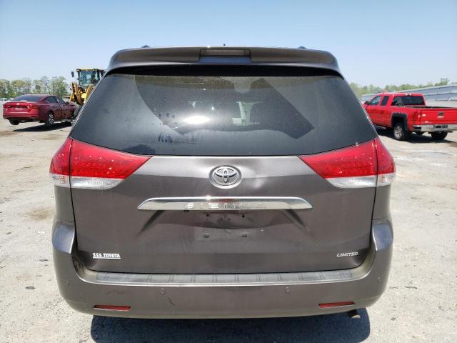 Photo 6 from auction – 2014 TOYOTA SIENNA XLE with VIN 5TDYK3DC2ES449509