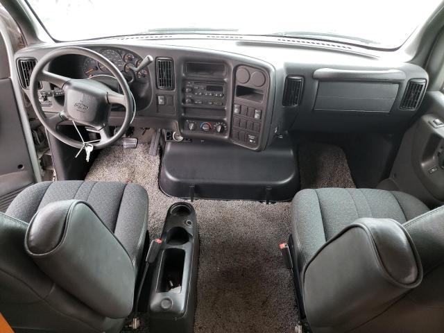 Photo 8 from auction – 2004 CHEVROLET C5500 C5U0 with VIN 1GBE5U1E84F504960
