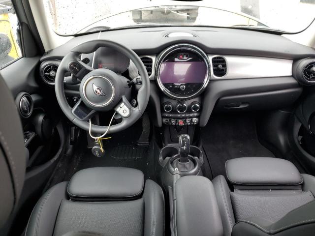 Photo 8 from auction – 2023 MINI COOPER S with VIN WMW53DK00P2S65840