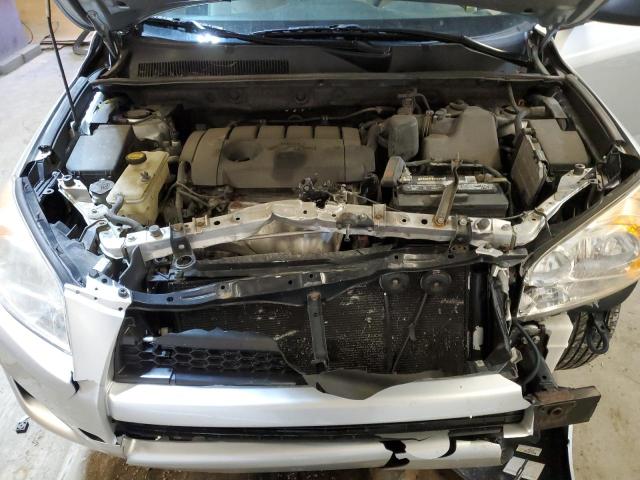 Photo 11 from auction – 2011 TOYOTA RAV4 with VIN JTMBF4DV4BD042655