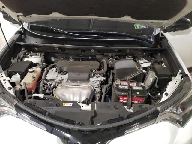 Photo 12 from auction – 2018 TOYOTA RAV4 LE with VIN JTMBFREV0JJ218385