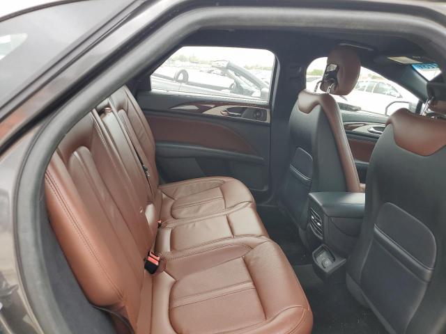 Photo 10 from auction – 2018 LINCOLN MKZ RESERV with VIN 3LN6L5E92JR610047