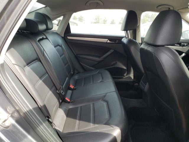 Photo 10 from auction – 2015 VOLKSWAGEN PASSAT S with VIN 1VWAT7A3XFC053760
