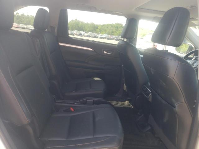 Photo 10 from auction – 2018 TOYOTA HIGHLANDER with VIN 5TDJZRFH0JS860216