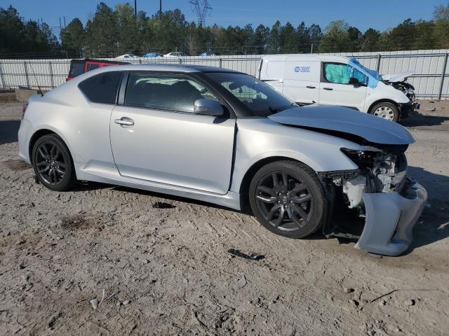 Photo 4 from auction – 2014 TOYOTA SCION TC with VIN JTKJF5C79E3071799