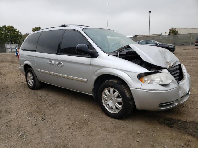 Photo 4 from auction – 2007 CHRYSLER TOWN & COU with VIN 2A4GP54L57R350116