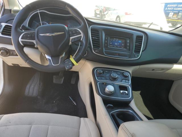 Photo 8 from auction – 2015 CHRYSLER 200 LIMITE with VIN 1C3CCCAB5FN597488