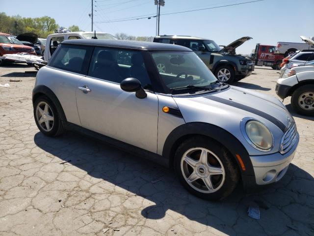 Photo 4 from auction – 2007 MINI COOPER with VIN WMWMF335X7TT52324