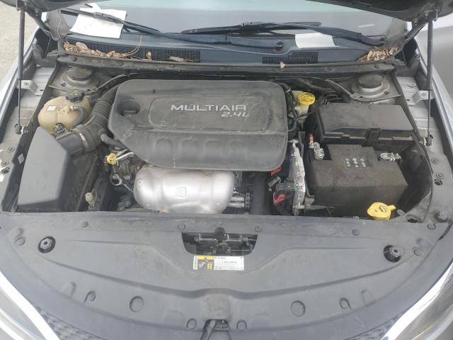 Photo 11 from auction – 2015 CHRYSLER 200 LIMITE with VIN 1C3CCCAB7FN741171