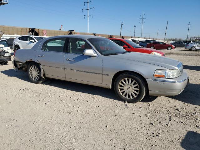 Photo 4 from auction – 2003 LINCOLN TOWN CAR E with VIN 1LNHM81WX3Y606139