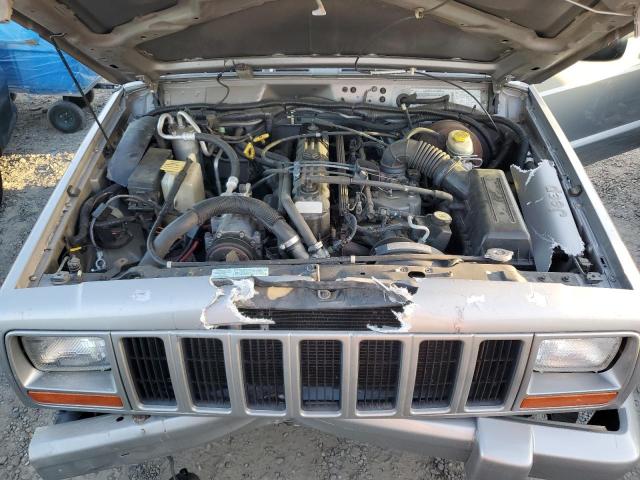 Photo 11 from auction – 2001 JEEP CHEROKEE S with VIN 1J4FF48S91L615422