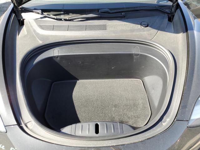 Photo 11 from auction – 2018 TESLA MODEL 3 with VIN 5YJ3E1EB8JF113406