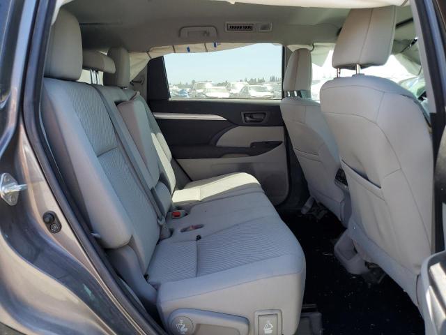 Photo 10 from auction – 2017 TOYOTA HIGHLANDER with VIN 5TDBZRFH5HS421575