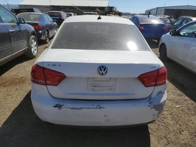 Photo 6 from auction – 2015 VOLKSWAGEN PASSAT S with VIN 1VWAT7A32FC043840