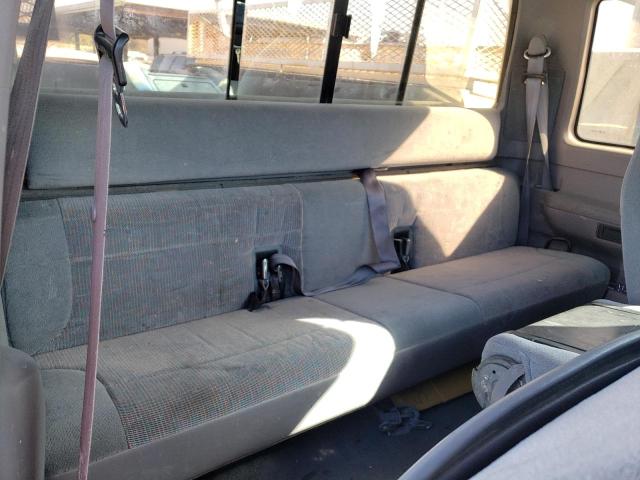 Photo 10 from auction – 1996 FORD F250 with VIN 1FTHX26F5TEA42399
