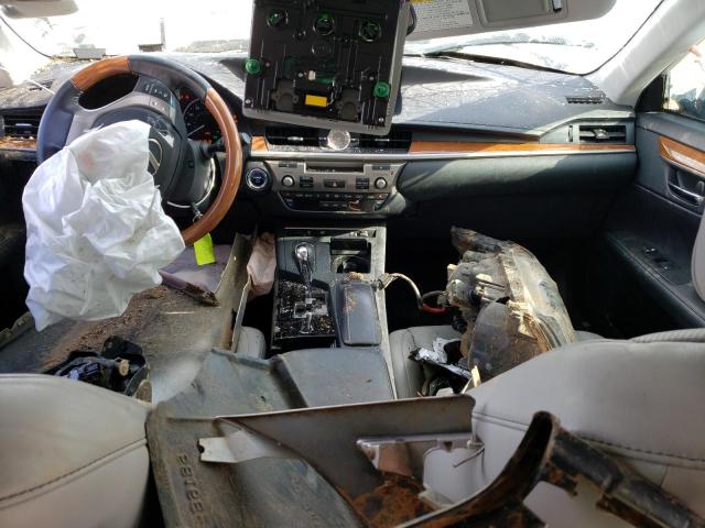 Фото 8 с аукциона – 2013 LEXUS ES 300H с VIN JTHBW1GG2D2019805