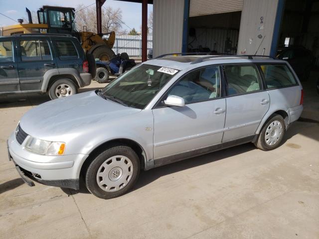 VOLKSWAGEN PASSAT GLS 2001 with VIN WVWHC63B11E036634 - Photo from auction