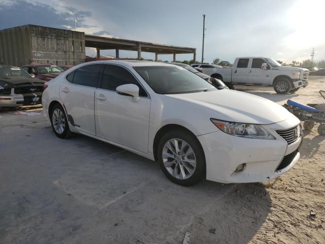 Foto 4 de la subasta – 2015 LEXUS ES 300H con VIN JTHBW1GG1F2078735