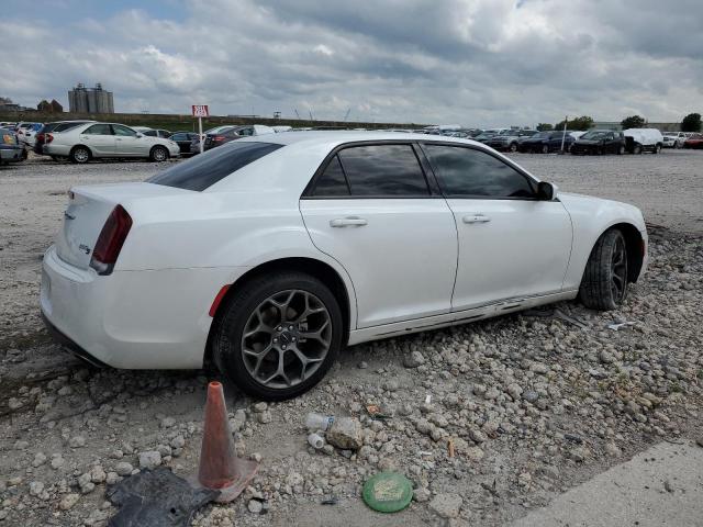 Photo 3 from auction – 2015 CHRYSLER 300 S with VIN 2C3CCABG1FH872488