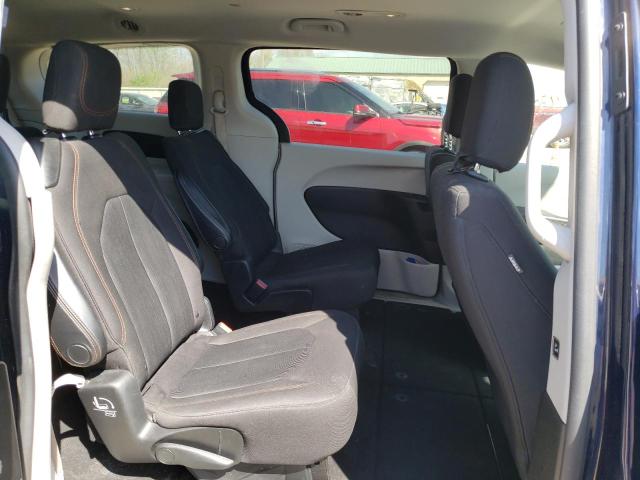 Photo 10 from auction – 2017 CHRYSLER PACIFICA T with VIN 2C4RC1DG1HR512931