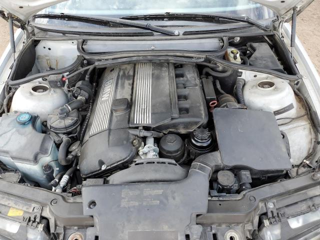 Photo 11 from auction – 2004 BMW 330 CI with VIN WBABW53404PL43730