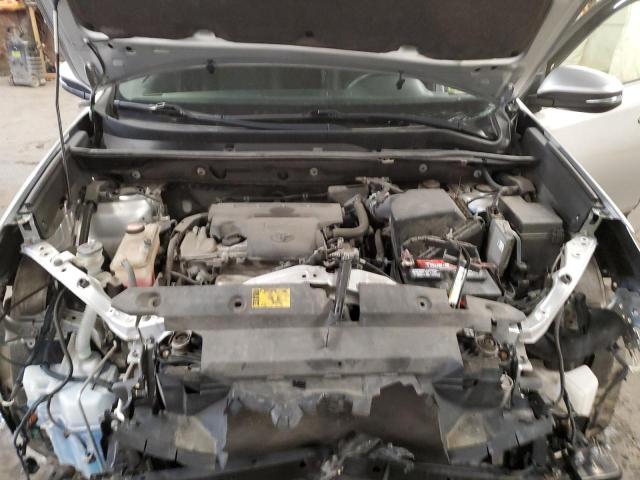 Photo 11 from auction – 2015 TOYOTA RAV4 XLE with VIN JTMRFREV6FD137931