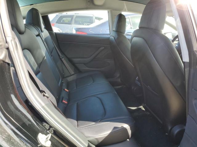 Photo 10 from auction – 2018 TESLA MODEL 3 with VIN 5YJ3E1EA9JF011362