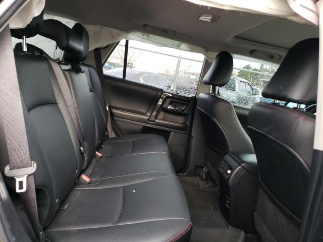 Photo 11 from auction – 2016 TOYOTA 4RUNNER SR with VIN JTEBU5JR5G5337439