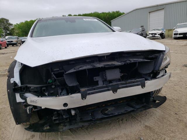 Photo 5 from auction – 2016 HYUNDAI GENESIS 3. with VIN KMHGN4JE4GU135319