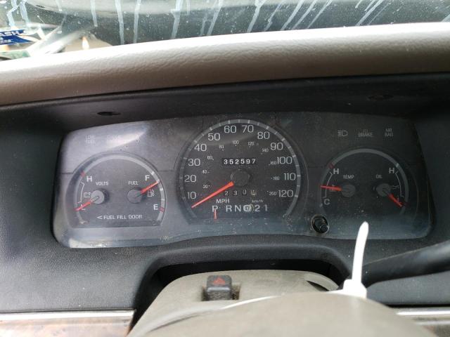 Photo 9 from auction – 1999 FORD CROWN VICT with VIN 2FAFP74W7XX209461