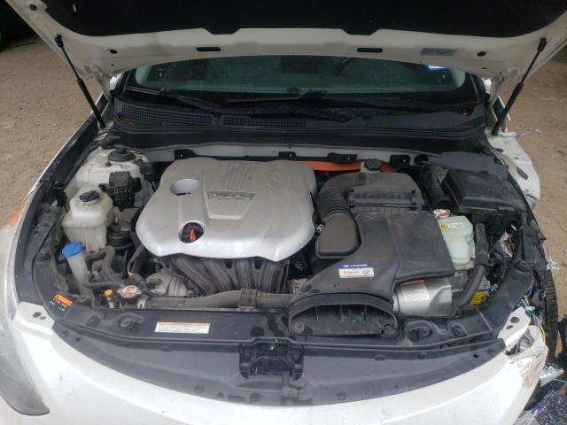 Photo 11 from auction – 2015 HYUNDAI SONATA HYB with VIN KMHEC4A47FA123721