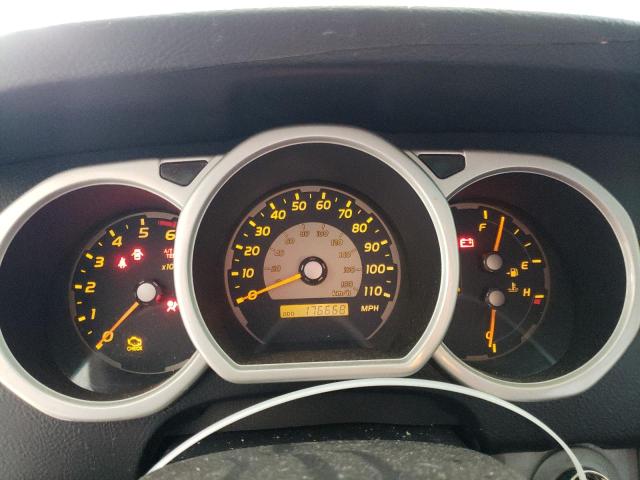 Photo 9 from auction – 2004 TOYOTA 4RUNNER SR with VIN JTEBU14R140031903