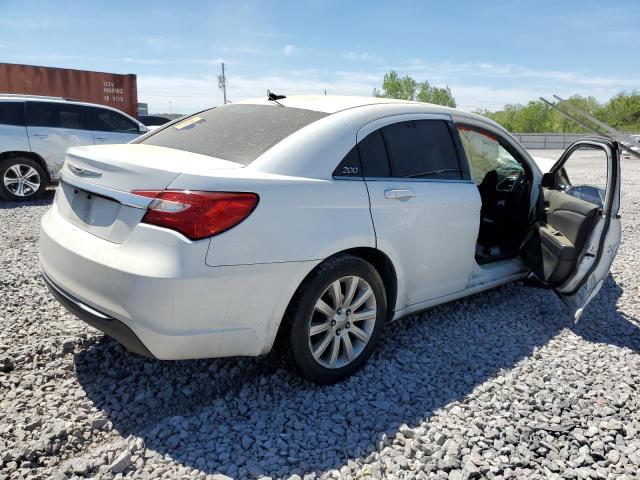 Photo 3 from auction – 2013 CHRYSLER 200 TOURIN with VIN 1C3CCBBB1DN672225