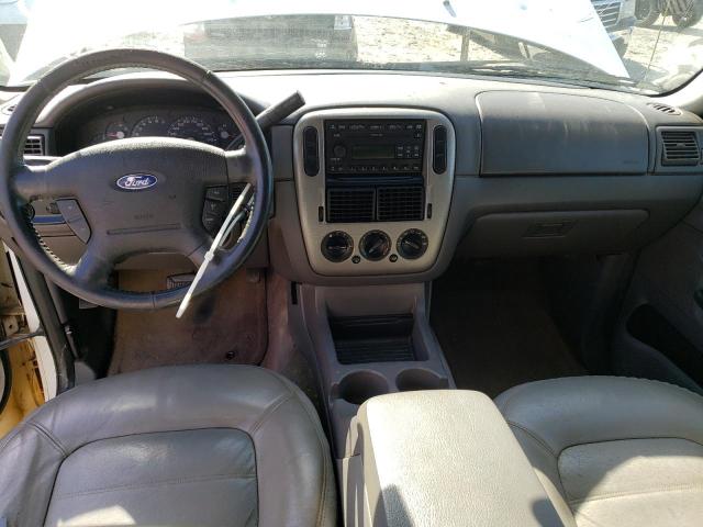 Photo 8 from auction – 2004 FORD EXPLORER X with VIN 1FMZU63K74UB89591