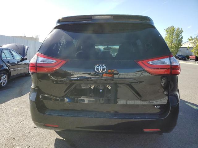 Photo 6 from auction – 2017 TOYOTA SIENNA LE with VIN 5TDKZ3DC0HS829373