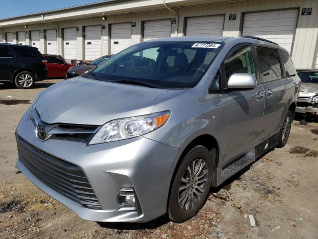 TOYOTA SIENNA XLE 2020 with VIN 5TDYZ3DC2LS067036 - Photo from auction