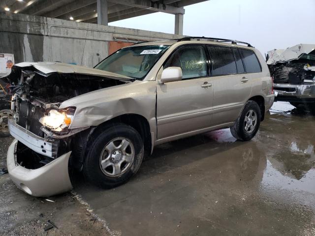 TOYOTA HIGHLANDER 2004 with VIN JTEGP21A940005003 - Photo from auction