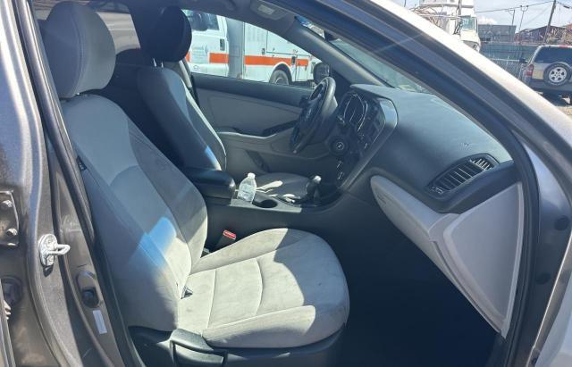 Photo 5 from auction – 2012 KIA OPTIMA LX with VIN 5XXGM4A70CG032181