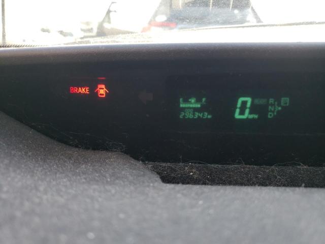 Photo 9 from auction – 2005 TOYOTA PRIUS with VIN JTDKB20U257051936