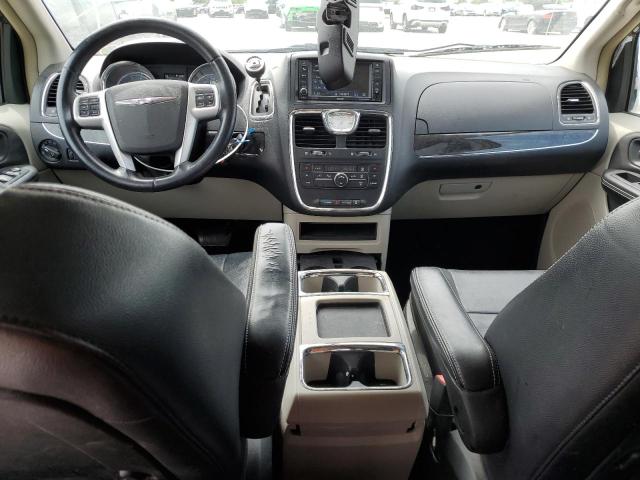Photo 8 from auction – 2015 CHRYSLER TOWN & COU with VIN 2C4RC1BG9FR537866