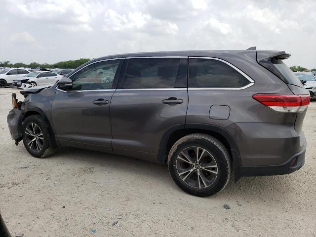 Photo 2 from auction – 2017 TOYOTA HIGHLANDER with VIN 5TDBZRFH3HS409490