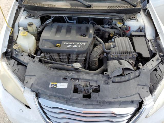 Photo 11 from auction – 2014 CHRYSLER 200 TOURIN with VIN 1C3CCBBB0EN195482