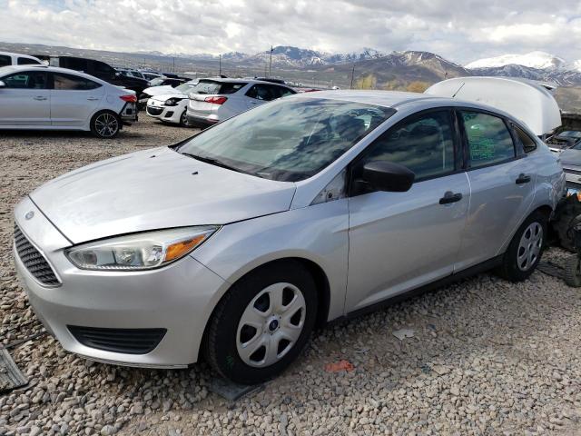 FORD FOCUS S 2015 with VIN 1FADP3E21FL369620 - Photo from auction