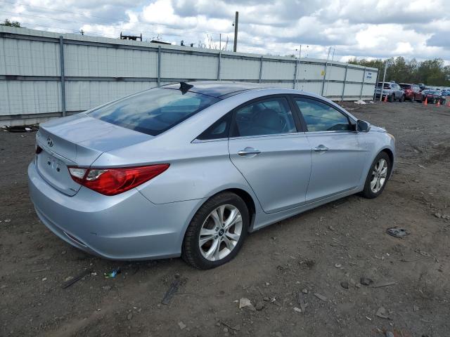 Photo 3 from auction – 2012 HYUNDAI SONATA SE with VIN 5NPEC4AC7CH314605